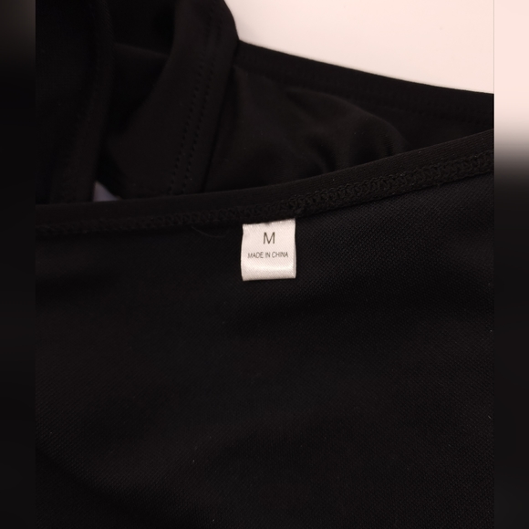 Sports one-piece black bikini - Picture 6 of 7